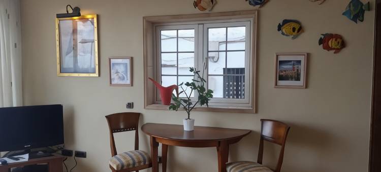 Sunset Balcony图片