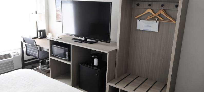 巴克斯特布雷纳德美吟温德姆酒店(AmericInn by Wyndham Baxter Brainerd)图片