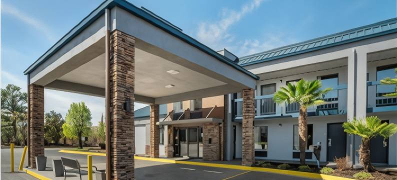 品质酒店辛普森维尔-格林维尔(Quality Inn Simpsonville-Greenville)图片