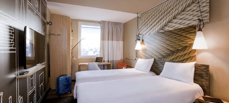 巴黎拉德芳斯库尔布瓦宜必思酒店(近塞纳河及库尔布瓦桥)(Ibis Paris la Défense Courbevoie)图片