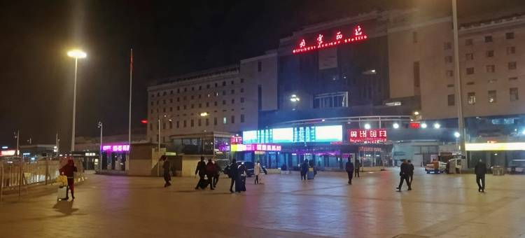 布丁严选酒店(北京西站六里桥东地铁站店)图片