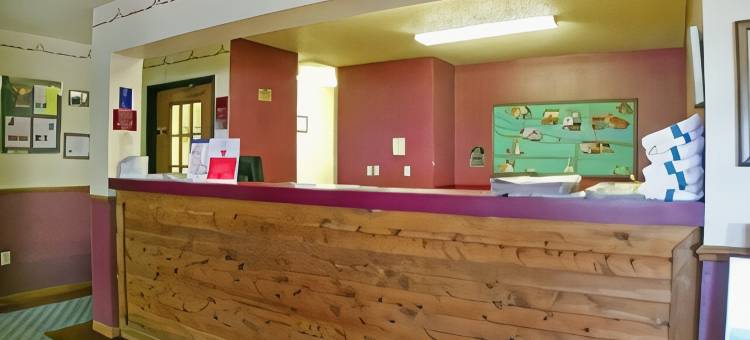 温德姆戴斯酒店及套房威廉斯堡IA北(Days Inn & Suites by Wyndham Williamsburg IA North)图片
