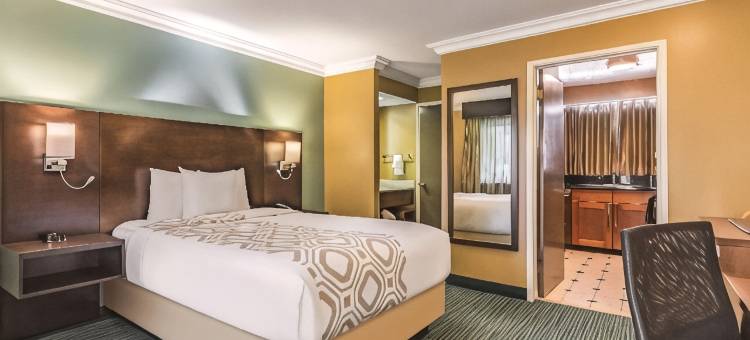 旧金山机场西拉昆塔温德姆套房酒店(La Quinta Inn & Suites by Wyndham San Francisco Airport West)图片