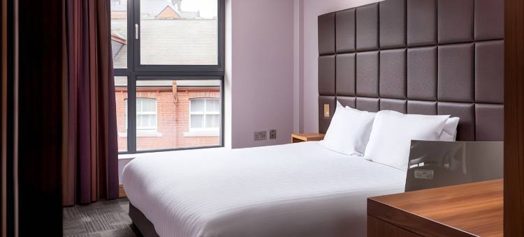 利兹市客房酒店(Roomzzz Leeds City)图片