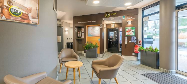 绍莱南 B&B 酒店(B&B HOTEL Cholet Sud)图片