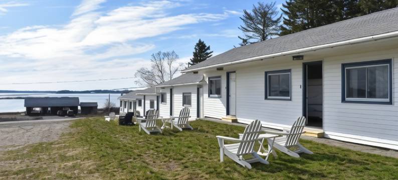 芙莱雅斯湾小屋旅馆(Friars Bay Inn & Cottages)图片