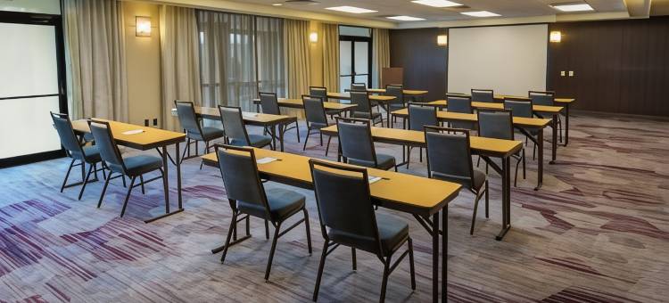 斯克兰顿蒙泰奇山万怡酒店(Courtyard by Marriott Scranton Montage Mountain)图片