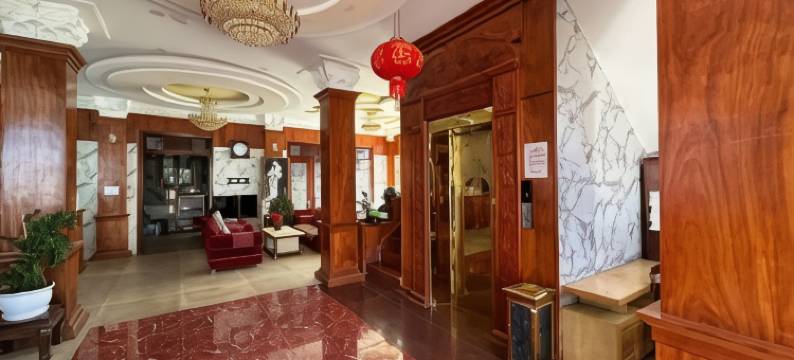 首都O1198丁龙酒店(Capital O 1198 Dinh Loan Hotel)图片
