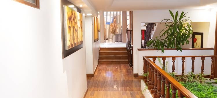 圣地亚哥·德孔波斯特拉套房酒店(Hotel Santiago de Compostella Suites)图片