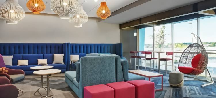 威斯康星斯托顿希尔顿Tru酒店(Tru by Hilton Stoughton)图片