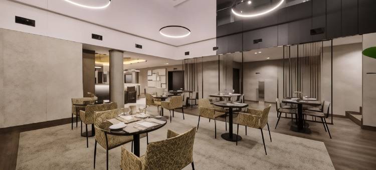 1881 马德里酒店销售(1881 Madrid Ventas Hotel)图片
