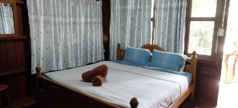 安帕瓦伦南燕度假村(RuenNamyen Resort Amphawa)图片