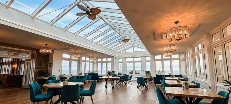 The Golden Lion Hotel图片