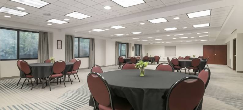 舒适酒店及套房乔治湖(Comfort Inn & Suites Lake George)图片