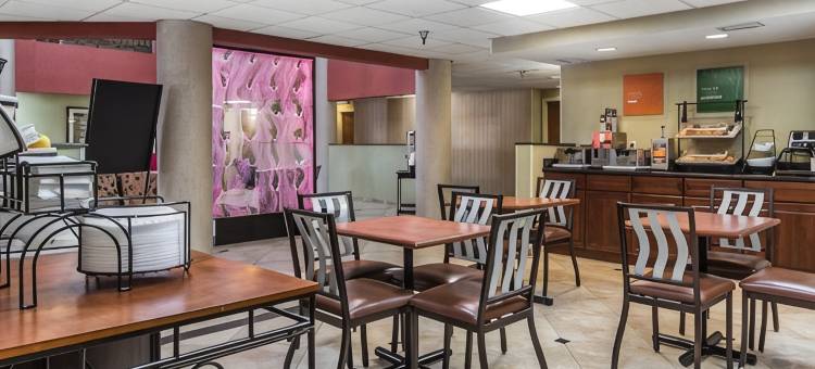 汉密尔顿广场舒适套房酒店(Comfort Inn & Suites Hamilton Place)图片
