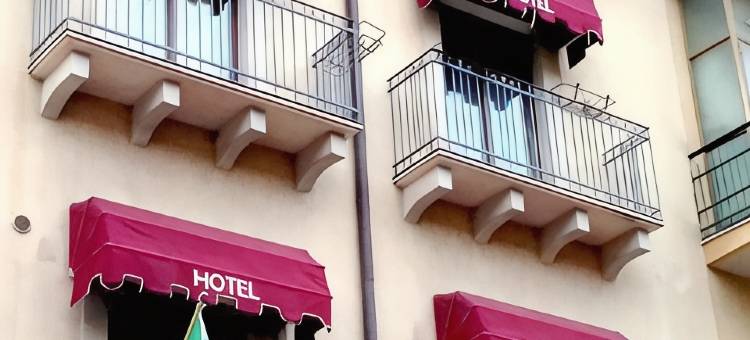 甘吉酒店(Hotel Gangi)图片