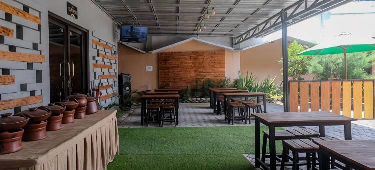 八马兰Urbanview l'Tefa酒店(Urbanview Hotel l'Tefa Pemalang)图片