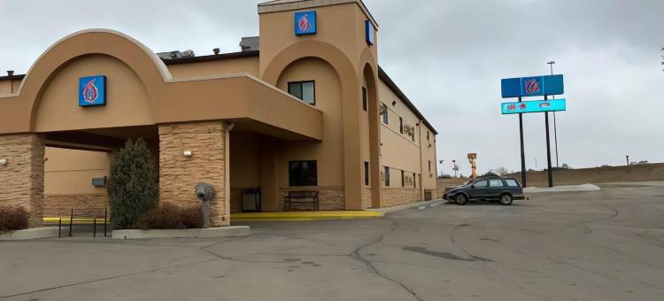 弥诺特，ND的工作室6(Studio 6 Minot, ND)图片