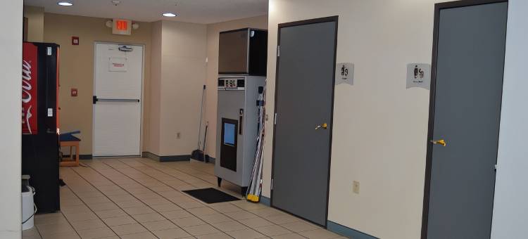 格罗夫城-奥特莱斯购物中心罗德威套房酒店(Quality Inn & Suites Grove City-Outlet Mall)图片