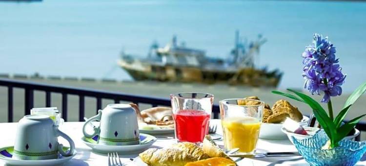 艾法鲁酒店(Hotel Al Faro)图片