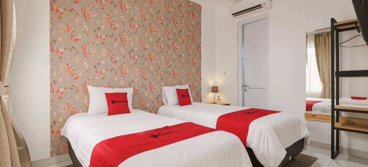 红多兹Plus酒店-近庞卡克收费出口2号(RedDoorz Plus Near Exit Toll Puncak 2)图片