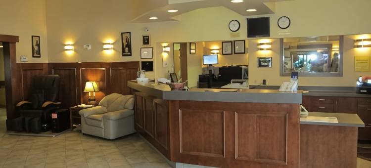 圣约翰堡速8酒店(Super 8 by Wyndham Fort St. John BC)图片