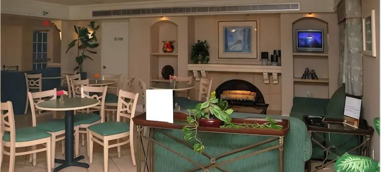 贝克斯菲尔德南拉昆塔温德姆酒店(La Quinta Inn by Wyndham Bakersfield South)图片