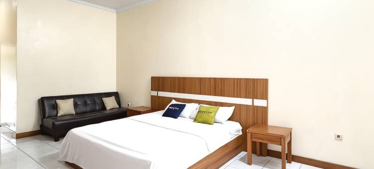 城市景观萨比塔卡利贾蒂梭邦酒店(Urbanview Sabitha Kalijati Subang)图片