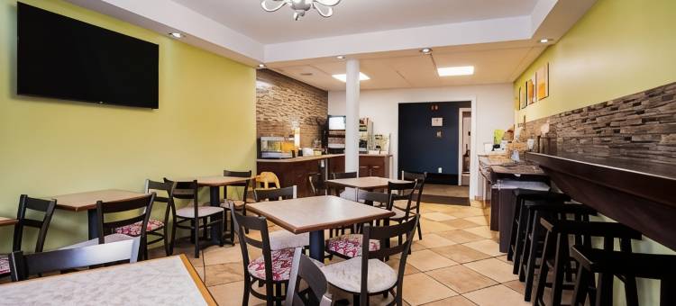 克伦威尔-米德顿凯艺酒店(Quality Inn Cromwell - Middletown)图片