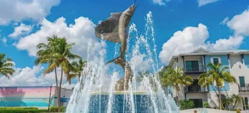 Manatee Pocket! 3 Bedrooms 1 Bathroom. Right on the water!图片