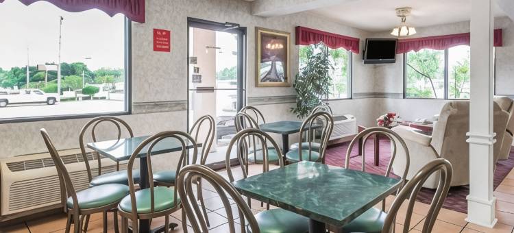 多森伊克诺旅馆(Econo Lodge)图片