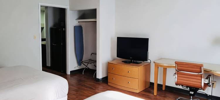 乔治亚州萨凡纳6号工作室-网关及I-95(Studio 6 Extended Stay - Savannah, GA - Gateway & I-95)图片