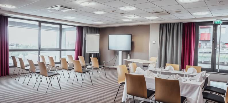 Holiday Inn 米卢斯(Holiday Inn MULHOUSE by IHG)图片