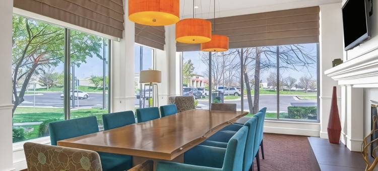 威奇托机场希尔顿花园酒店(Hilton Garden Inn Wichita Airport)图片