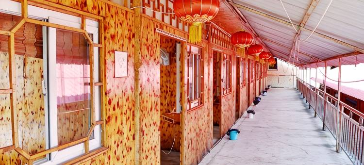 红河谷漂流龙回首山庄特色民宿(双长线分店)图片
