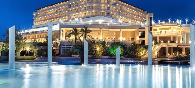等级奢华套房酒店(Level Luxury Suites)图片