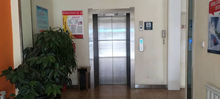 7天连锁酒店(双鸭山集贤县保卫路店)图片