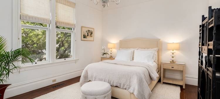 斯托达德之家 ~ 步行可达纳帕市中心度假屋(Stoddard House ~ Walk to Downtown Napa)图片