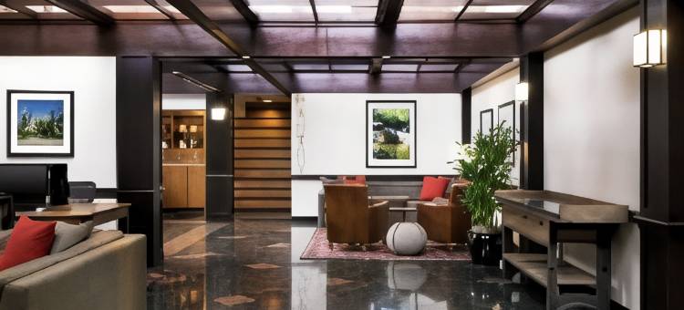 里士满机场福朋喜来登酒店(Four Points by Sheraton Richmond Airport)图片