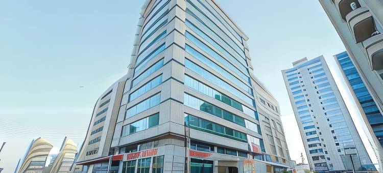 阿布扎比市中心华美达酒店(Ramada by Wyndham Abu Dhabi Downtown)图片