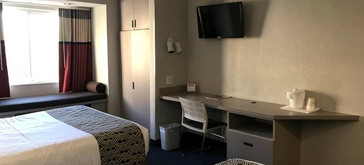 路易斯维尔东部麦客达温德姆酒店(Microtel Inn & Suites by Wyndham Louisville East)图片