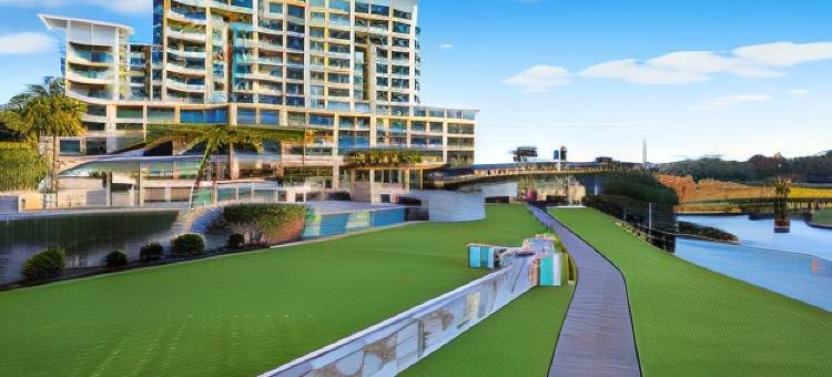 鹈鹕水畔度假村(Pelican Waters Resort)图片
