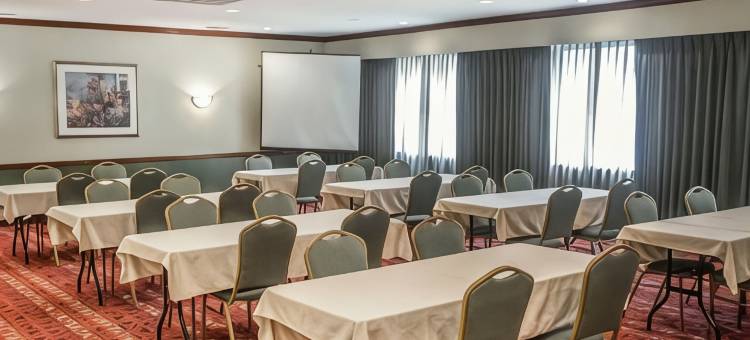 奥斯汀镇温德姆戴斯酒店(Days Inn by Wyndham Austintown)图片