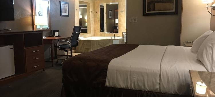 罗克维尔中心华美达酒店(Ramada by Wyndham Rockville Centre)图片