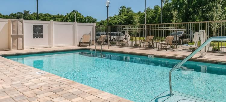 彩虹泉附近舒适套房酒店(Comfort Suites Dunnellon Near Rainbow Springs)图片