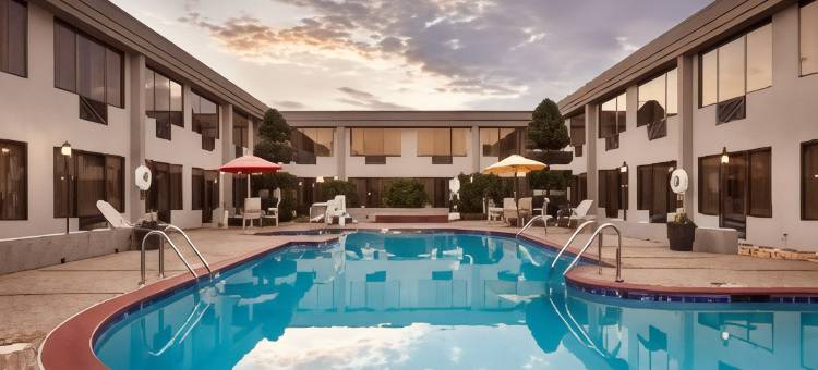 麦迪逊亨茨维尔贝斯特韦斯特优质酒店(Best Western Plus Madison-Huntsville Hotel)图片