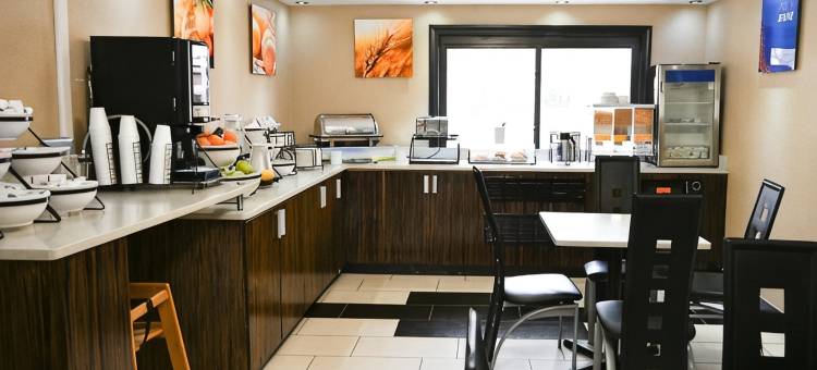 舒适酒店埃奇沃特哈德逊河畔(Comfort Inn Edgewater on Hudson River)图片