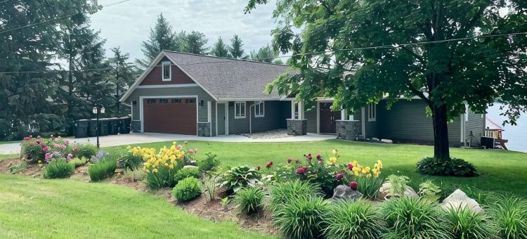 Quiet Luxury Lakefront Retreat w/Pontoon and Dock Included - Alexandria, MN图片