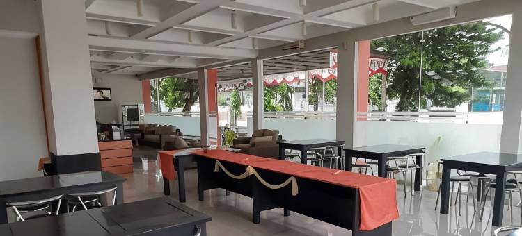 Hotel Prasasti Pacitan图片