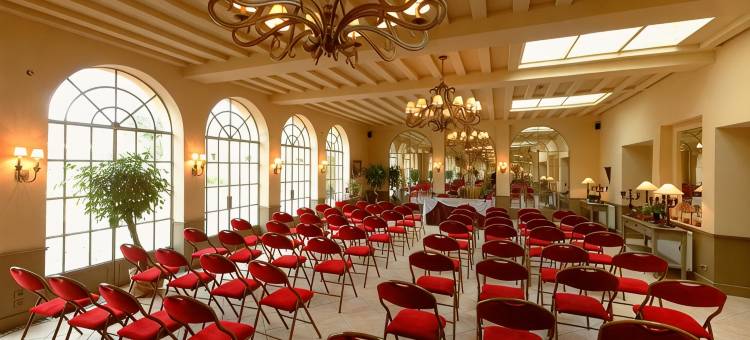 库尔班城堡温泉努克斯酒店(Chateau de Courban et Spa Nuxe)图片